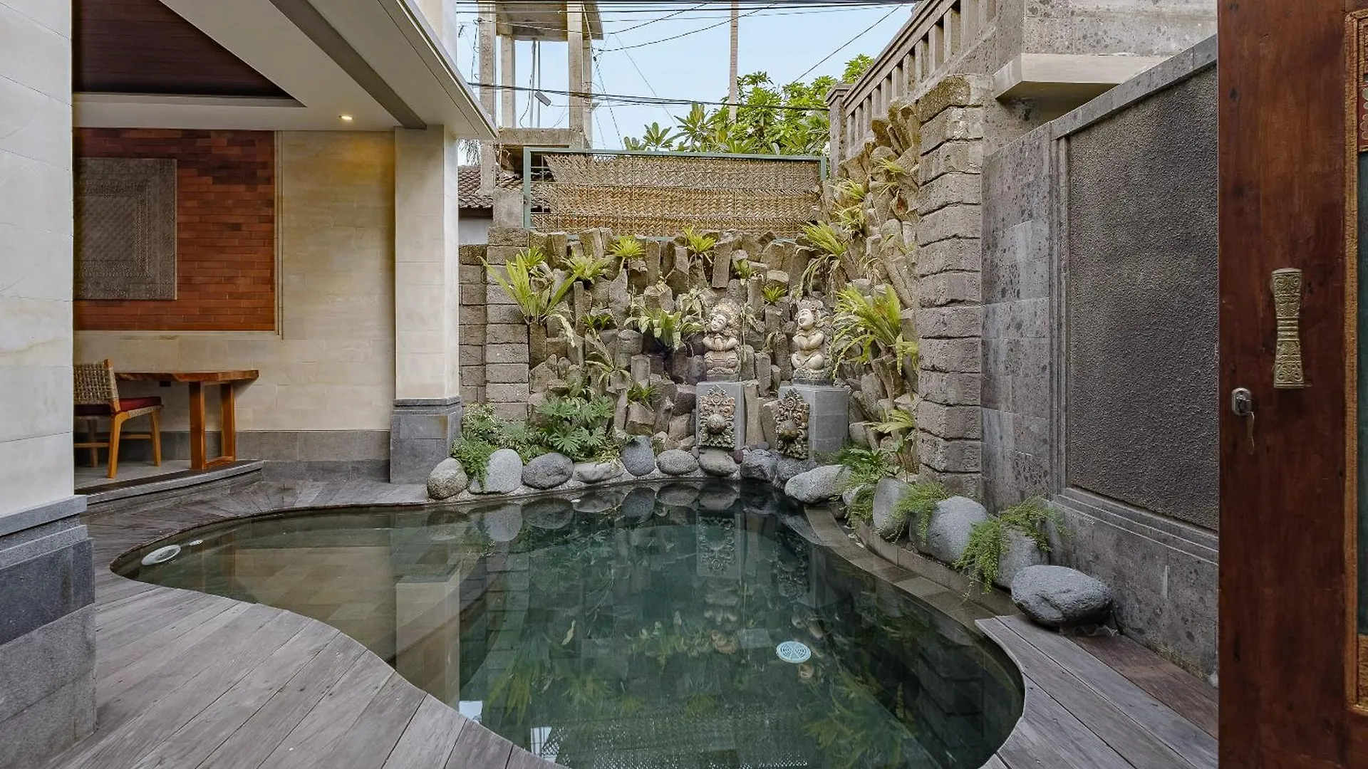 Monique Ubud Villa