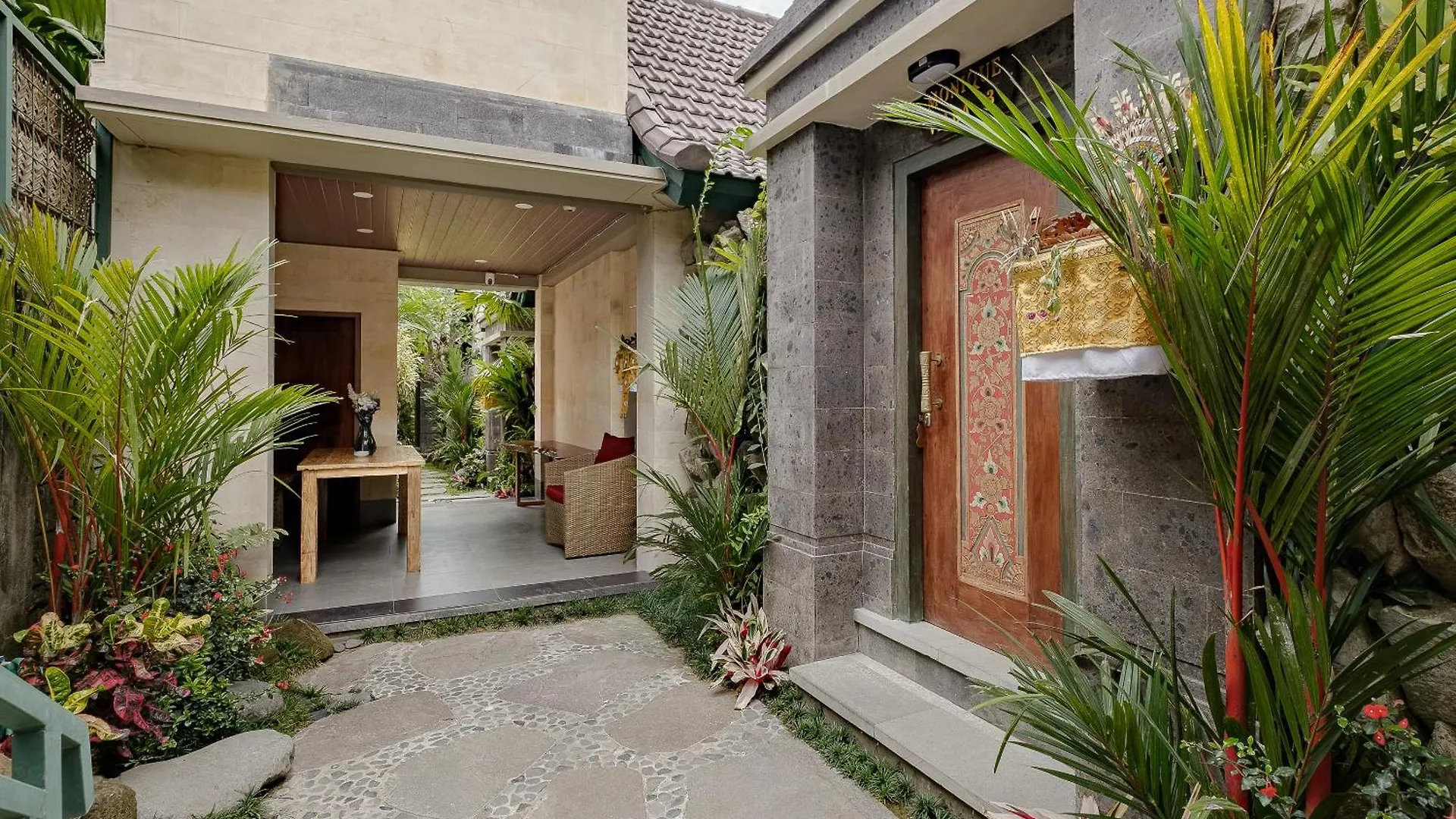 Monique Ubud Villa