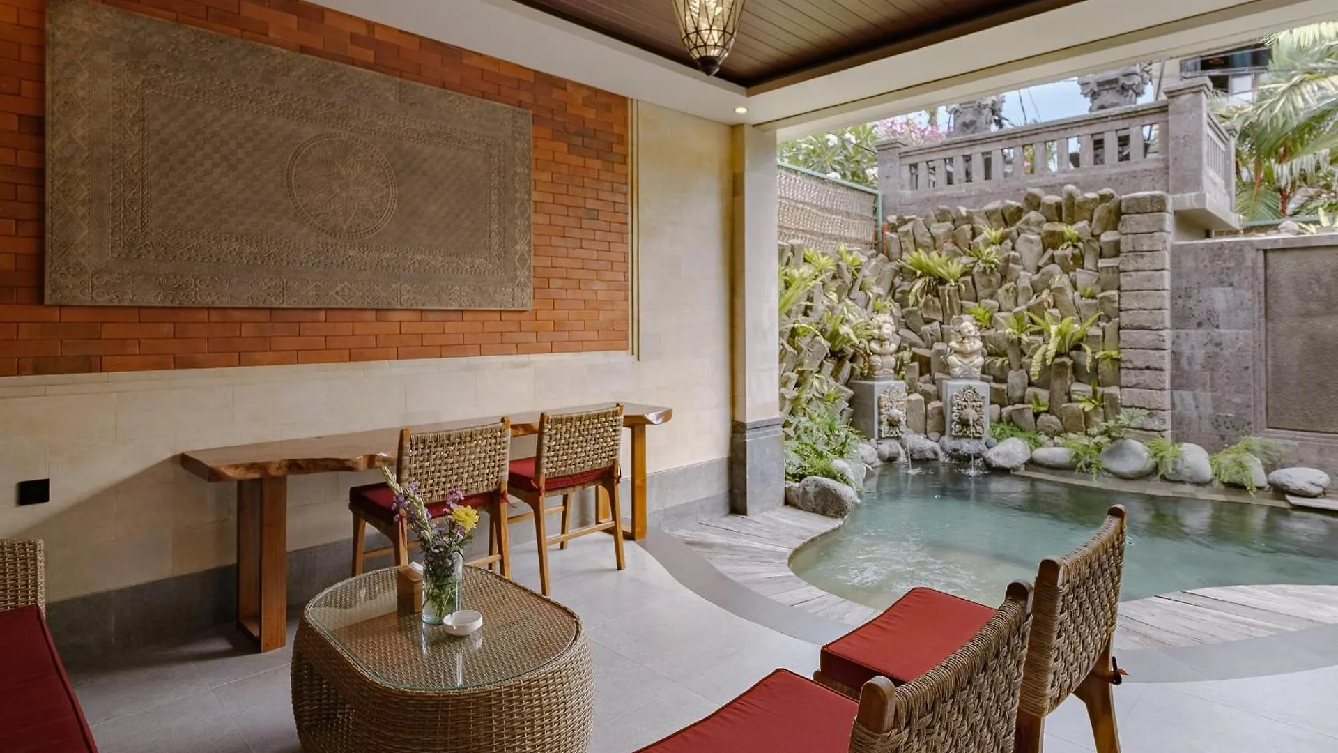 Monique Ubud Villa